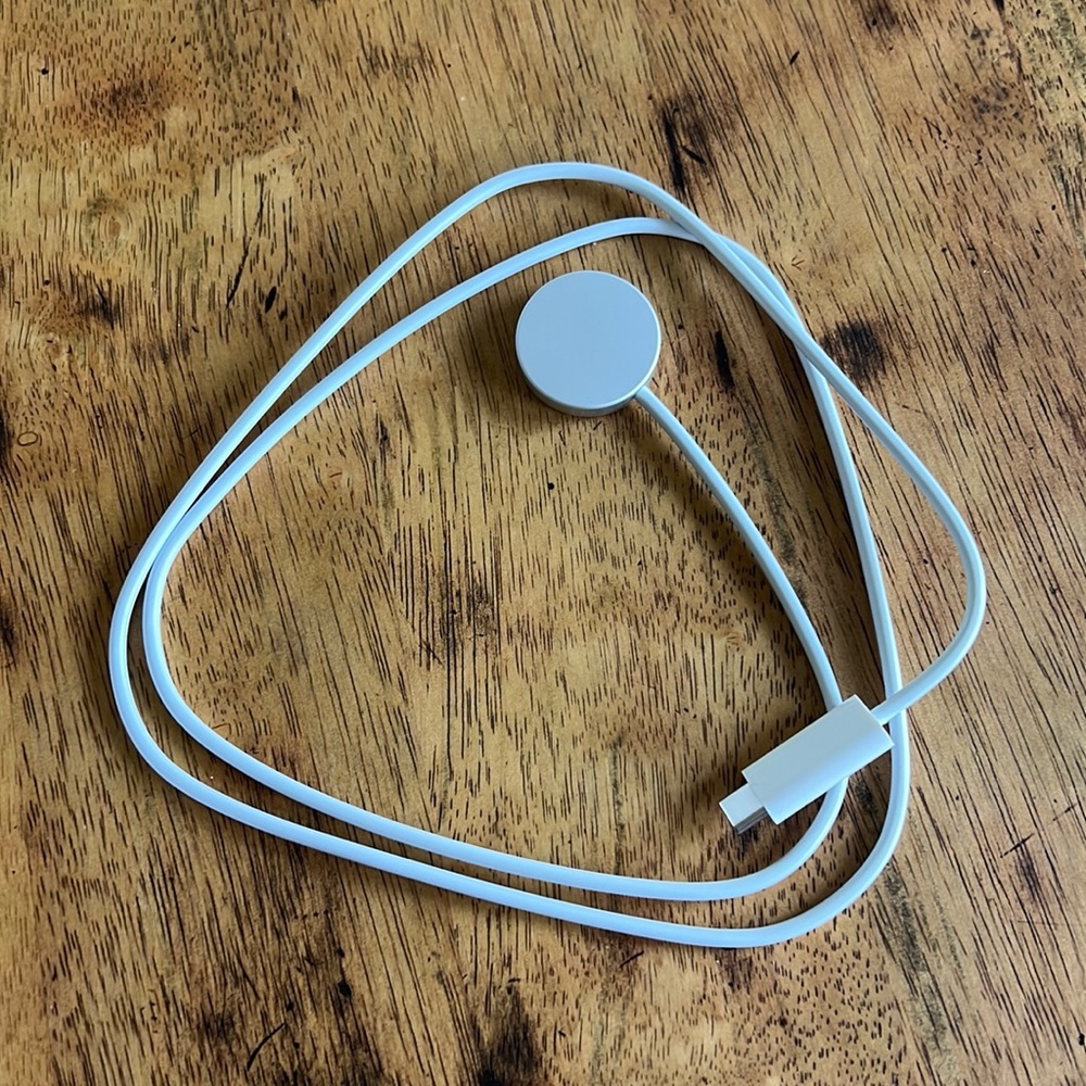 New! Apple iWatch magnetic fast charger